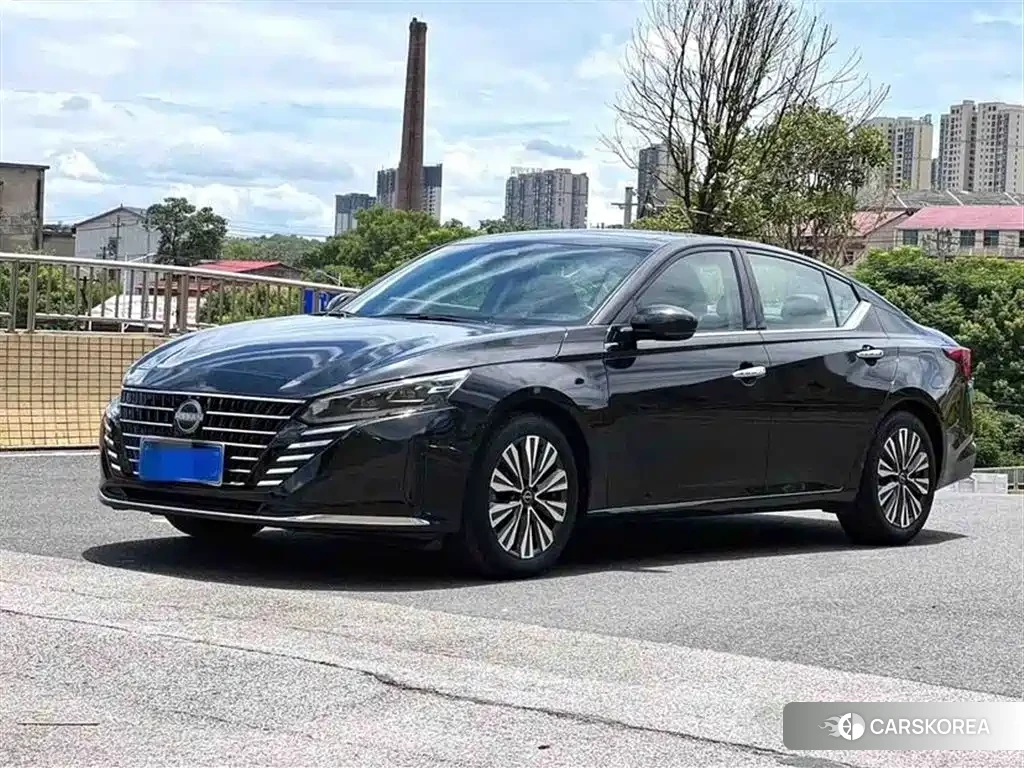 Nissan Altima 2023 Черный из Китая, фото 4