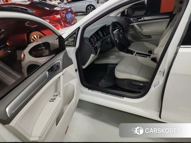 Volkswagen Golf id 4241331 из Китая 8