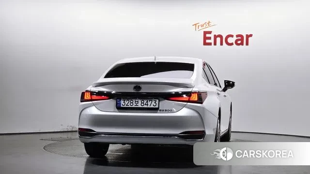 Lexus ES300h 7th generation id 2958883 из Кореи 14