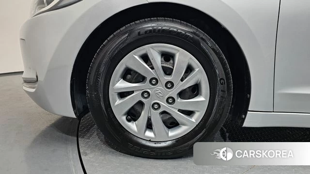 Hyundai Avante AD id 4557985 из Кореи 24