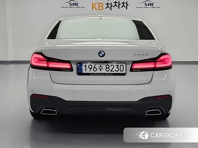 BMW 5 Series (G30) 2022 Белый из Кореи, фото 4
