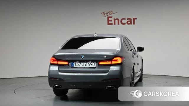 BMW 5 Series (G30) id 4267171 из Кореи 14