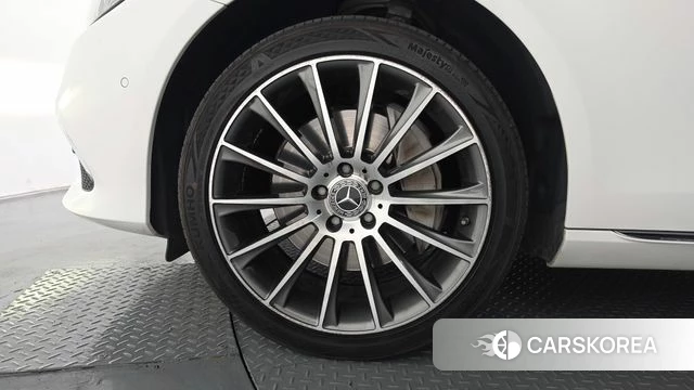 Mercedes-Benz E-Class W213 id 4356619 из Кореи 31