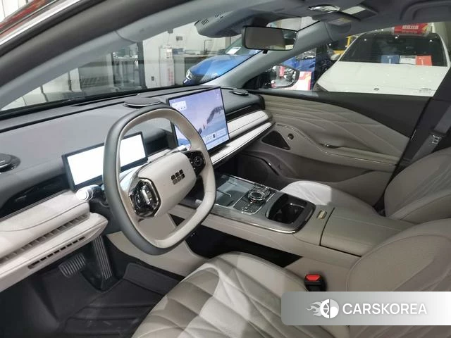 Geely Galaxy Galaxy Sparkle 8 PHEV id 4220909 из Китая 23