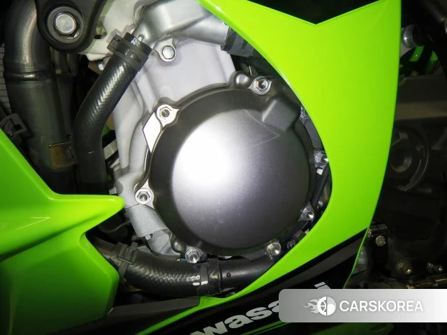 Engine photo