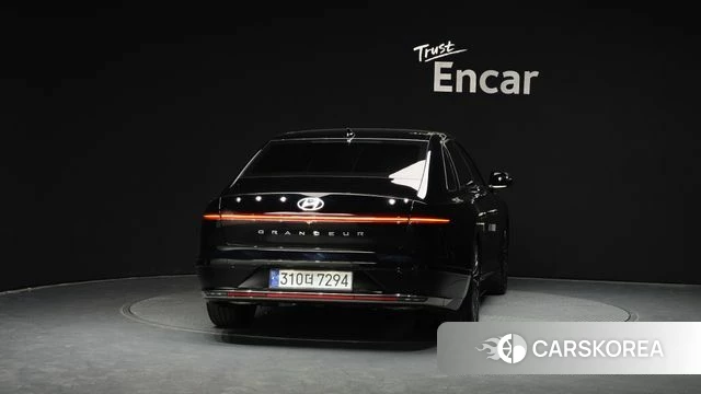 Hyundai Grandeur (GN7) id 4222652 из Кореи 27