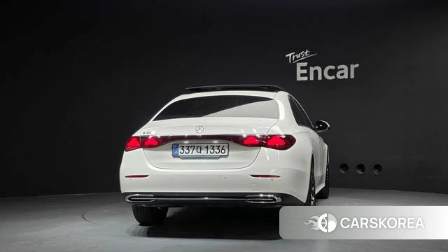 Mercedes-Benz E-Class W214 id 4655338 из Кореи 27