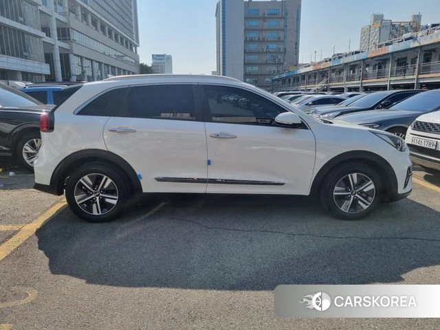 Kia The New Niro id 4255177 из Кореи 10
