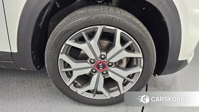 Kia Seltos id 3557463 из Кореи 14