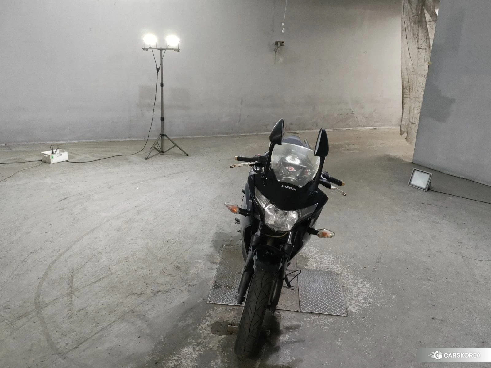 Проданный Honda CBR250R id 3947109 из Японии, фото 4