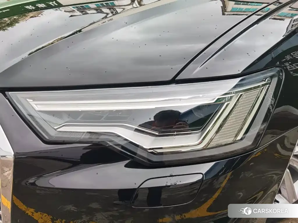 Audi A6L id 4644583 из Китая 24