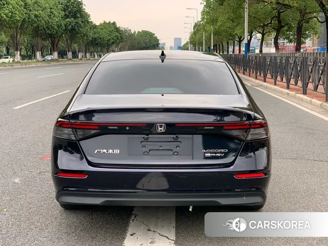 Honda Accord PHEV id 4220964 из Китая 25