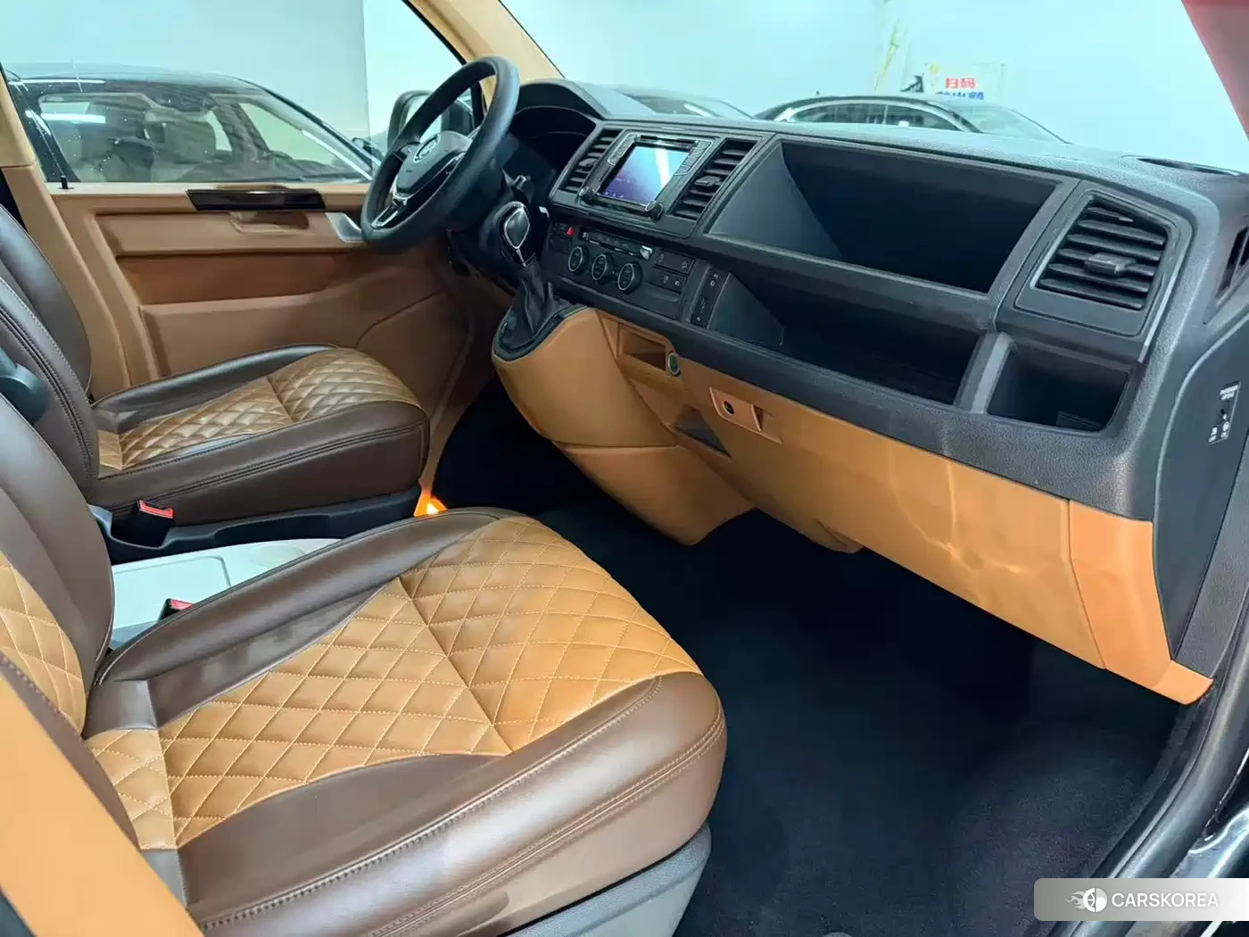 Volkswagen Caravelle id 4628423 из Китая 9