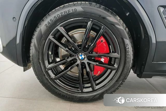 BMW X4 id 4276057 из Китая 18