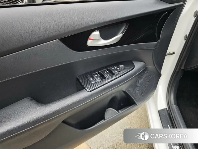Kia K3 id 4262315 из Китая 18