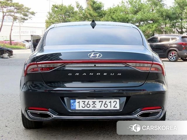 Hyundai The New Grandeur IG id 3942027 из Кореи 14
