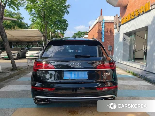 Audi Q5L Sportback 2022 Черный из Китая, фото 4