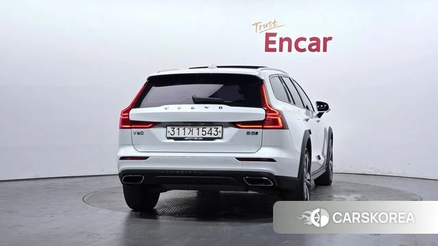 Volvo V60 Cross-Country 2nd Generation id 4410364 из Кореи 26
