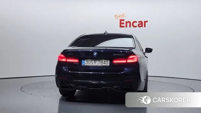 BMW 5 Series (G30) id 3357028 из Кореи 14