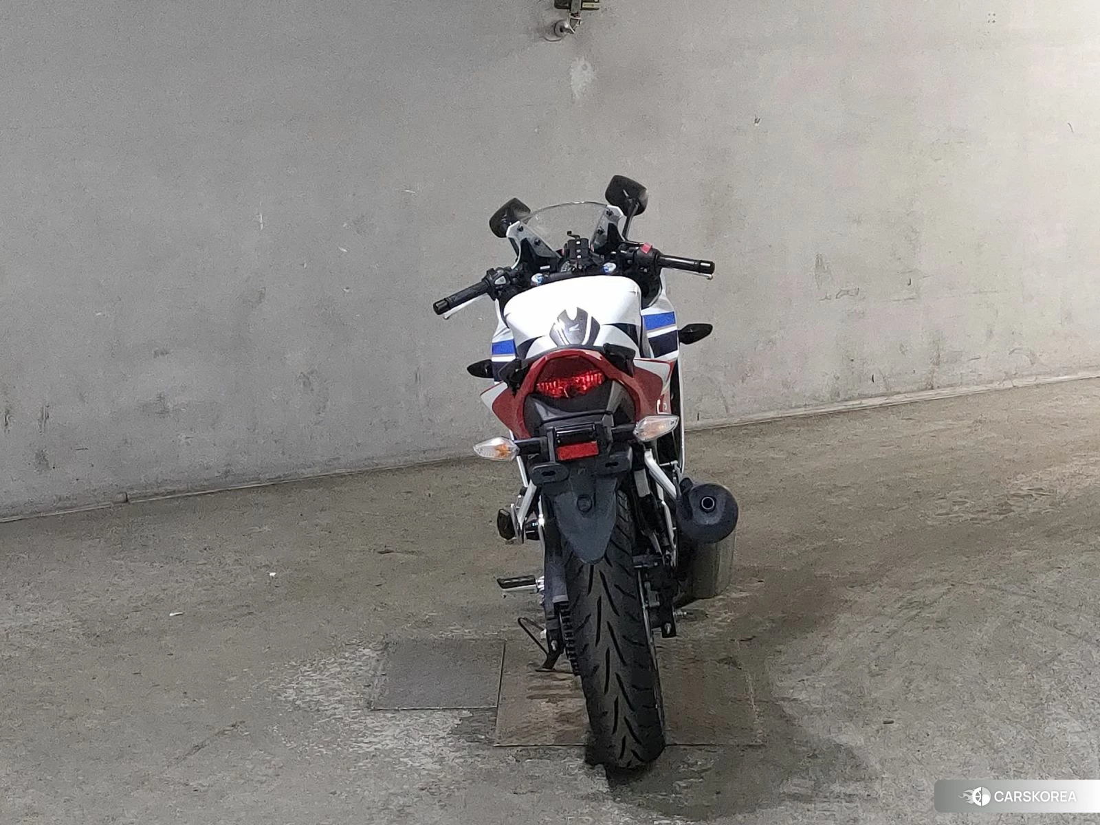 Проданный Honda CBR250R 2017 из Японии