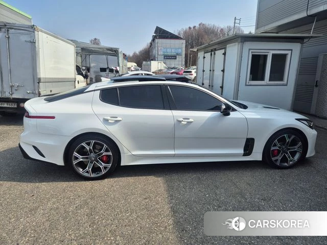 Kia Stinger id 3796351 из Кореи 14