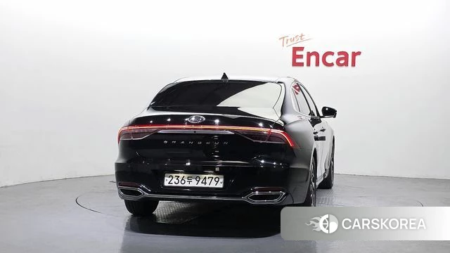 Hyundai The New Grandeur IG Hybrid id 3879208 из Кореи 14