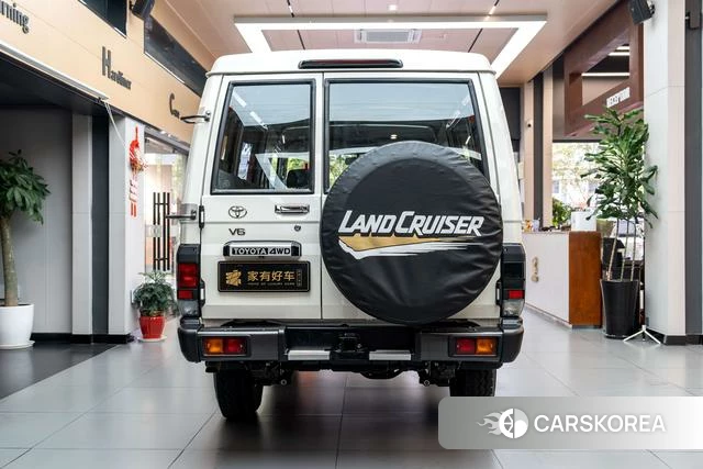 Toyota Land Cruiser 70 Series id 4263226 из Китая 11
