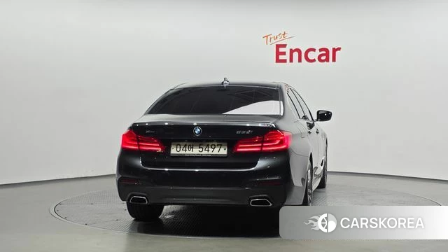 BMW 5 Series (G30) id 4390577 из Кореи 14