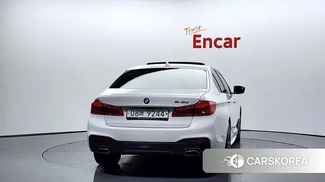 BMW 5 Series (G30) id 3474805 из Кореи 14