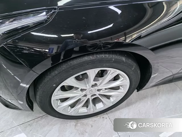 Cadillac CT5 id 4253999 из Китая 13