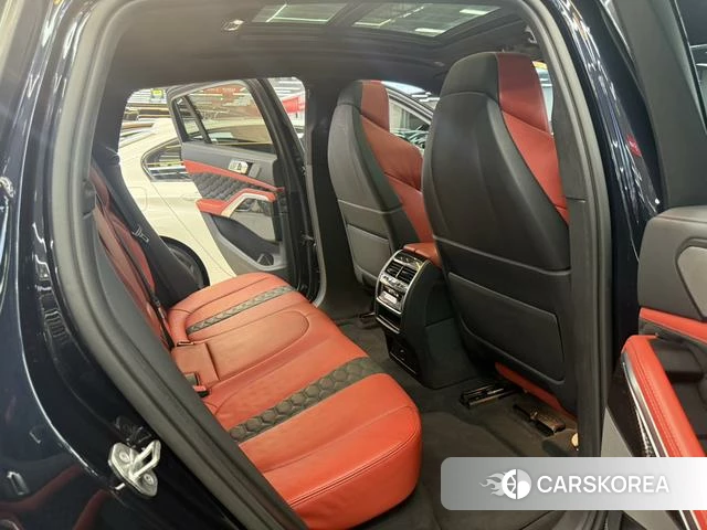 BMW X6 M id 4264141 из Китая 9
