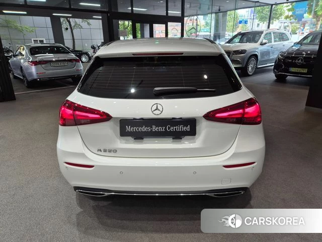 Mercedes-Benz A-Class W177 id 4200634 из Кореи 14