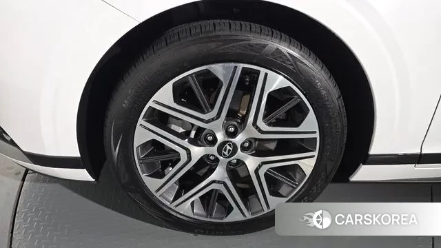 Hyundai Grandeur (GN7) id 3299528 из Кореи 14