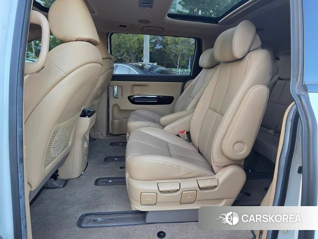Kia All New Carnival 2018 Белый из Кореи, фото 6