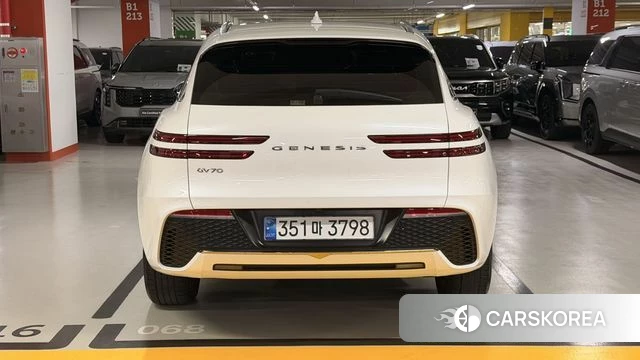 Genesis GV70 id 4887182 из Кореи 10