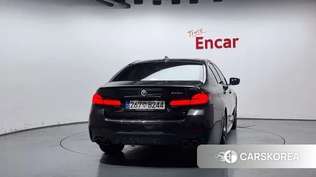 BMW 5 Series (G30) id 2984303 из Кореи 14