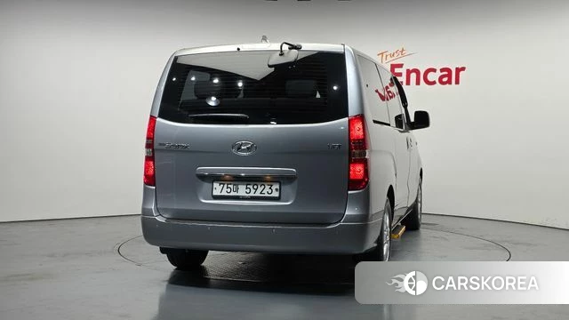 Hyundai The New Grand Starex id 3955359 из Кореи 14