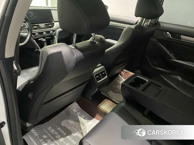 Honda Accord id 4299858 из Китая 35