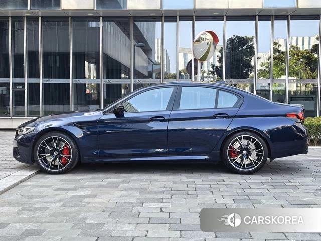 BMW M5 id 3908725 из Китая 35