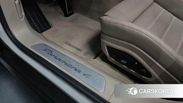 Porsche Panamera (976) id 4589960 из Кореи 35