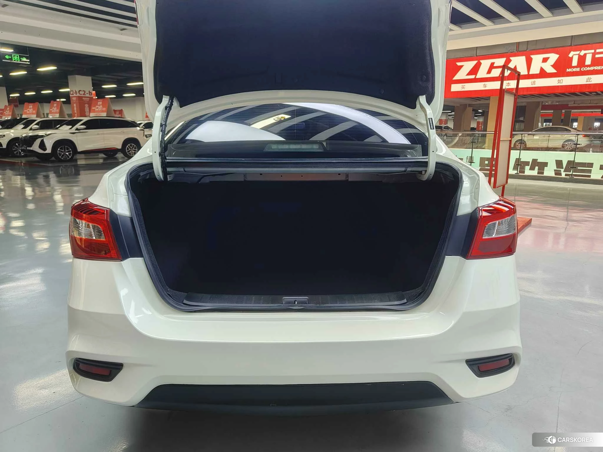 Nissan Xuan Yi id 4426829 из Китая 35