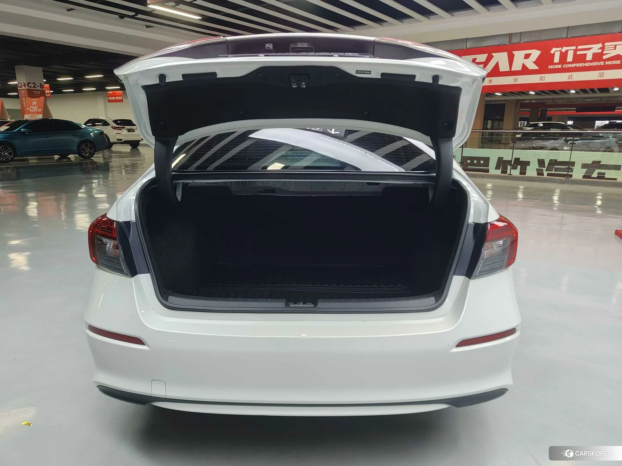 Honda Civic id 4486370 из Китая 34