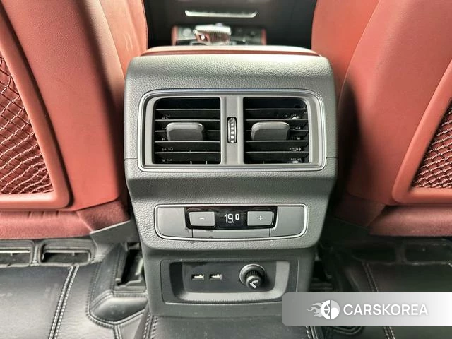 Audi Q5L Sportback id 4210846 из Китая 35
