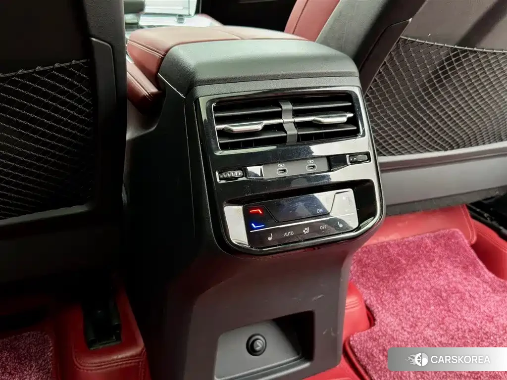 Audi Q6 id 4679761 из Китая 35