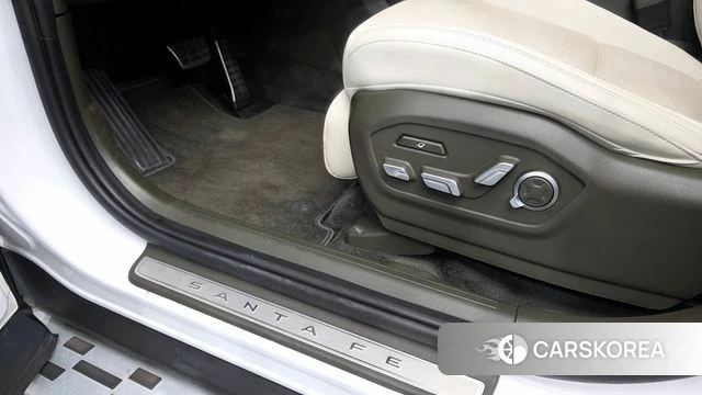 Hyundai Santa Fe (MX5) id 4201269 из Кореи 35