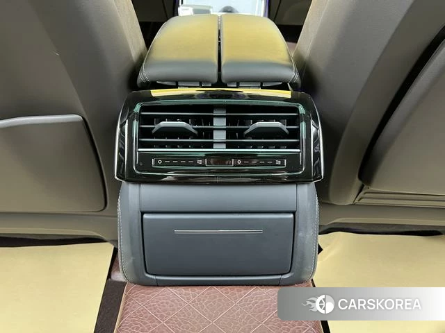 Audi A8 id 4353135 из Китая 35