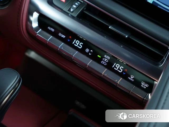 Lexus LC id 4359608 из Китая 35