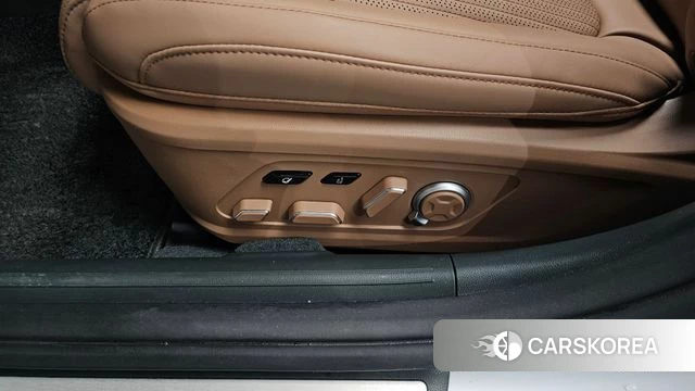 Hyundai Grandeur (GN7) id 4308278 из Кореи 35