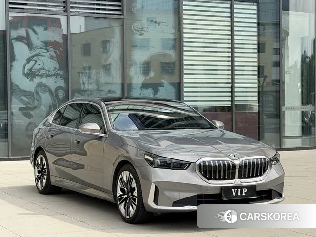 BMW 5 series id 4220105 из Китая 35