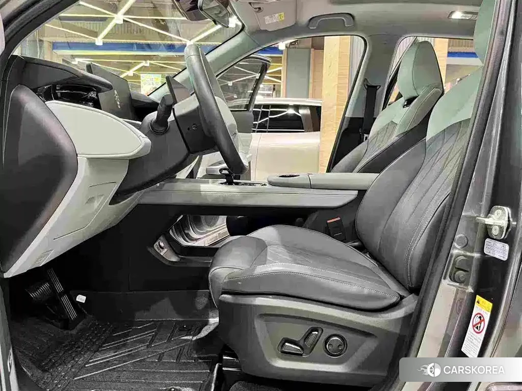 Chang'an Changan UNI-Z New Energy id 4583760 из Китая 35